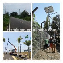 Luz de rua 80w solar exterior com o controlador solar do carregador da carga